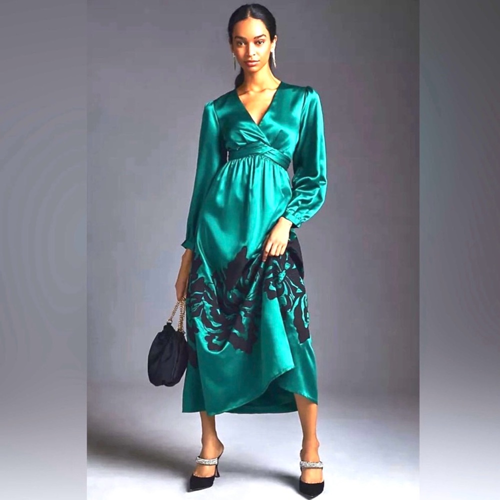 Nikasha Dress Sz S Women’s Green Satin Maxi Emerald Black Floral Print NWT